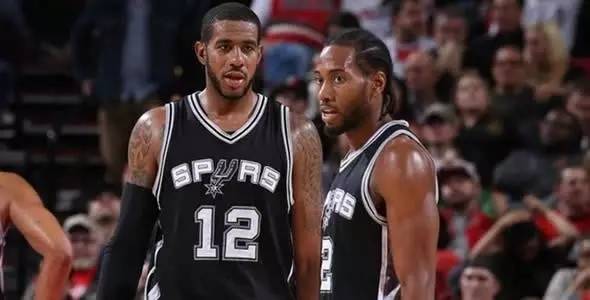 球隊進攻的 球隊進攻的