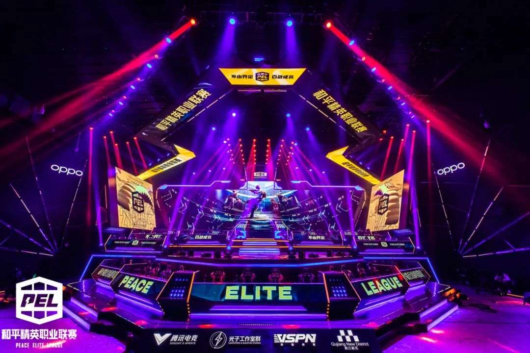 据积分榜首 据积分榜首